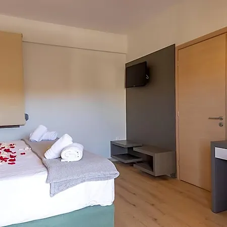 Imathoessa Hotel